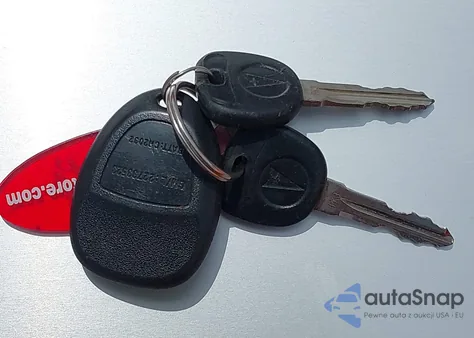 2006 Pontiac Grand Prix из США, поврежденный, VIN 2G2WP552461220837